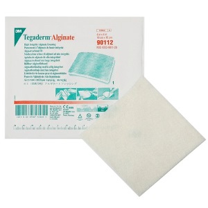 MEDICAZIONE IN ALGINATO TEGADERM ALGINATE ASSORBENTE 10X10 10 PEZZI - Newepa Srl