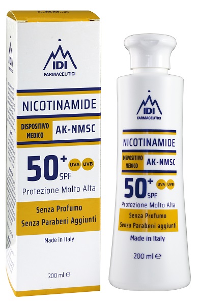 NICOTINAMIDE AK-NMSC 50+SPF PROTEZIONE MOLTO ALTA 200 ML - Newepa Srl
