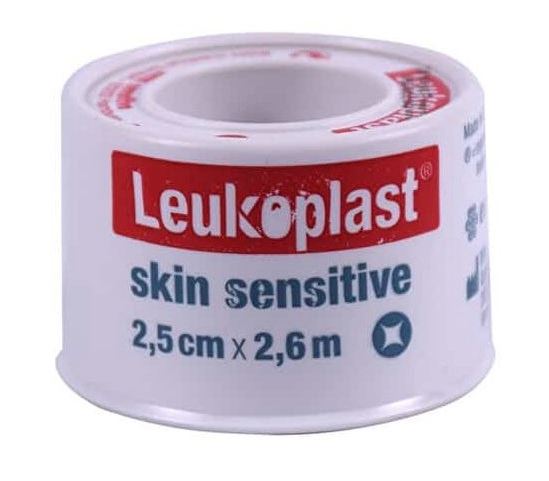 LEUKOPLAST SKIN SENSITIVE CEROTTO SU ROCCHETTO CON MASSA ADESIVA IN SILICONE M2,6 X 2,5CM 1 PEZZO - Newepa Srl